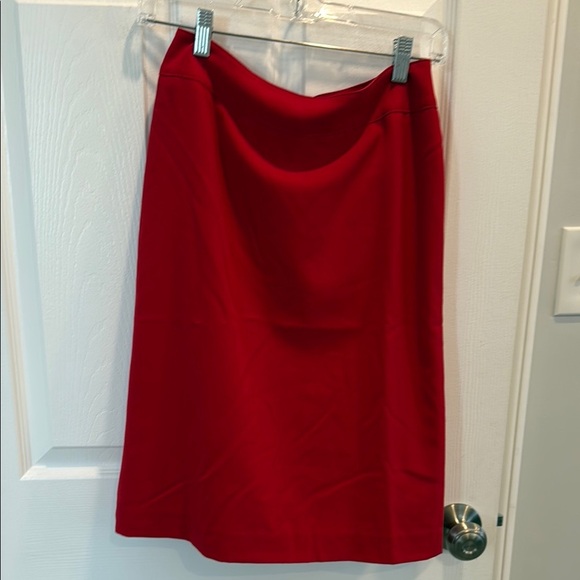 Tahari Red Pencil Skirt with Sleek Design - Picture 5 of 11